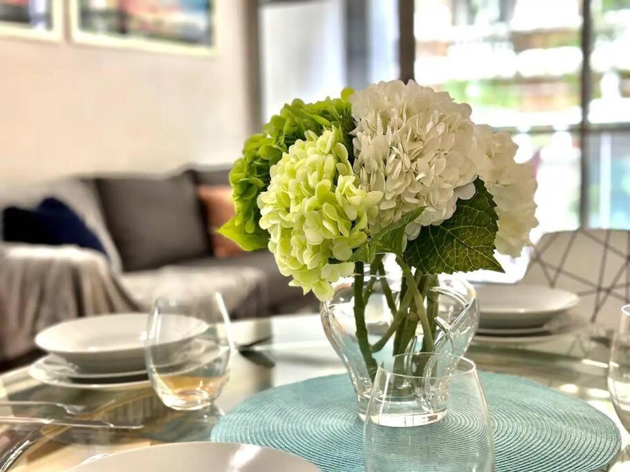 Superb In An Heart Of Sydney' Cbd Apartment