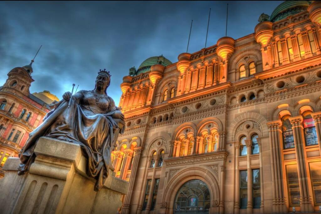 Superb In An Heart Of Sydney' Cbd *