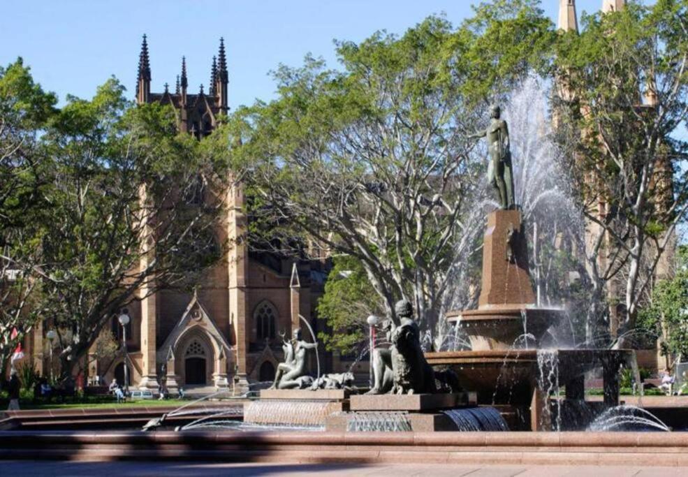Superb In An Heart Of Sydney' Cbd Apartment